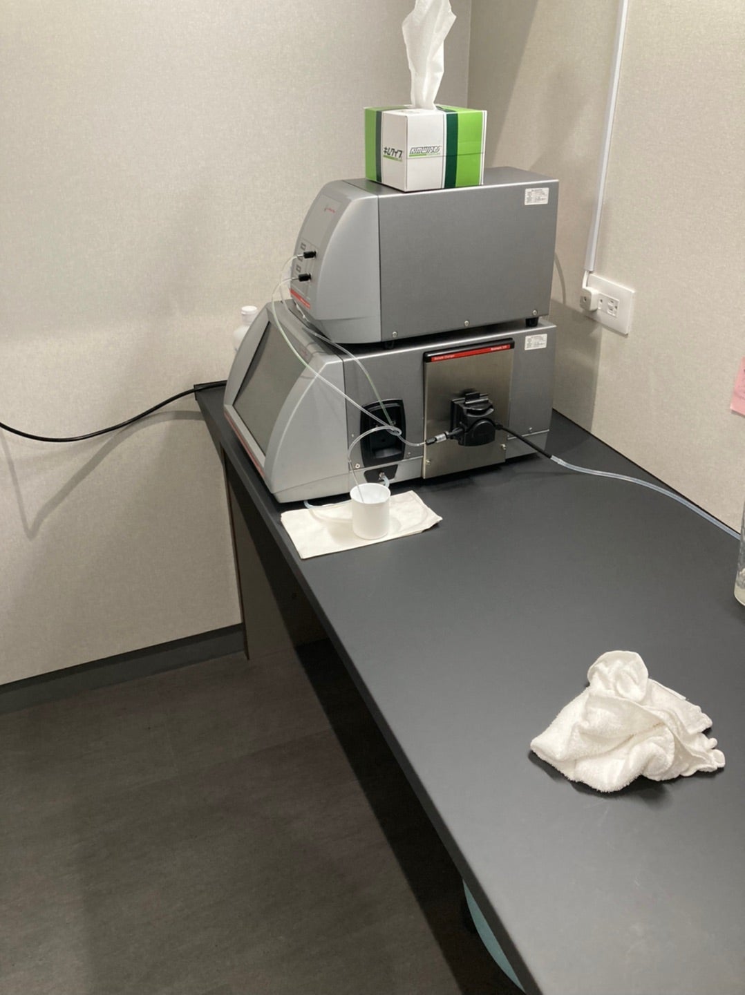 写真：アルコール度を測る機械