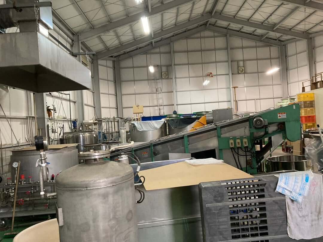 写真：蔵の中へ