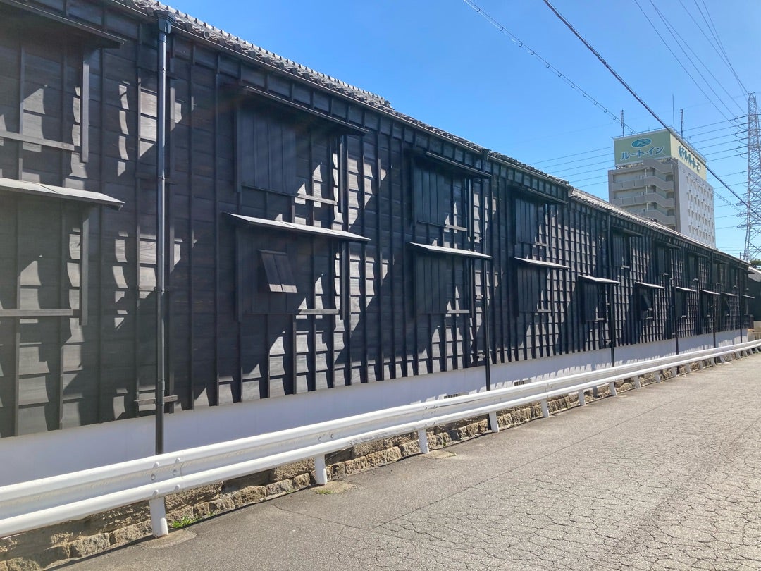 写真：蔵の周りをぐるりと散策