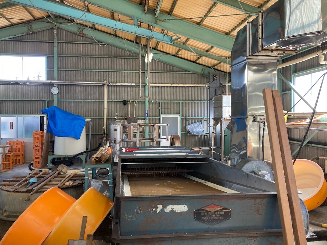 写真：早速蔵内部へ