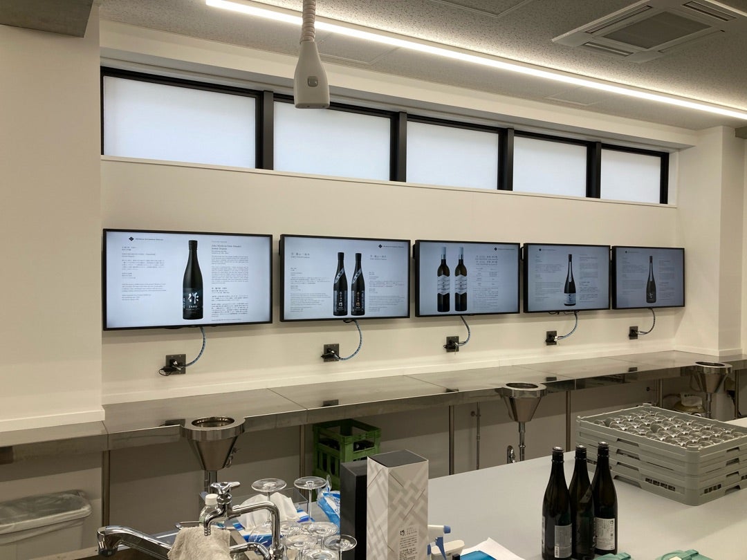 写真：立派なテイスティングルーム