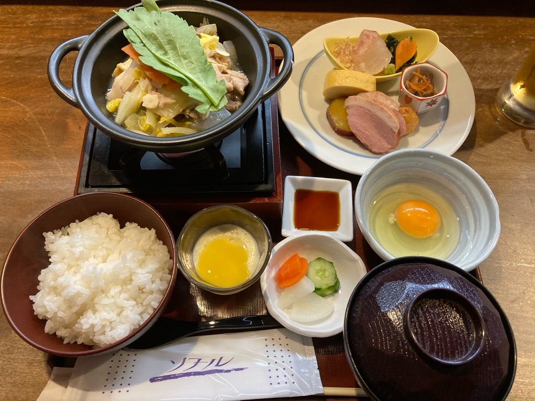 写真：有名な「美酒鍋」のセット